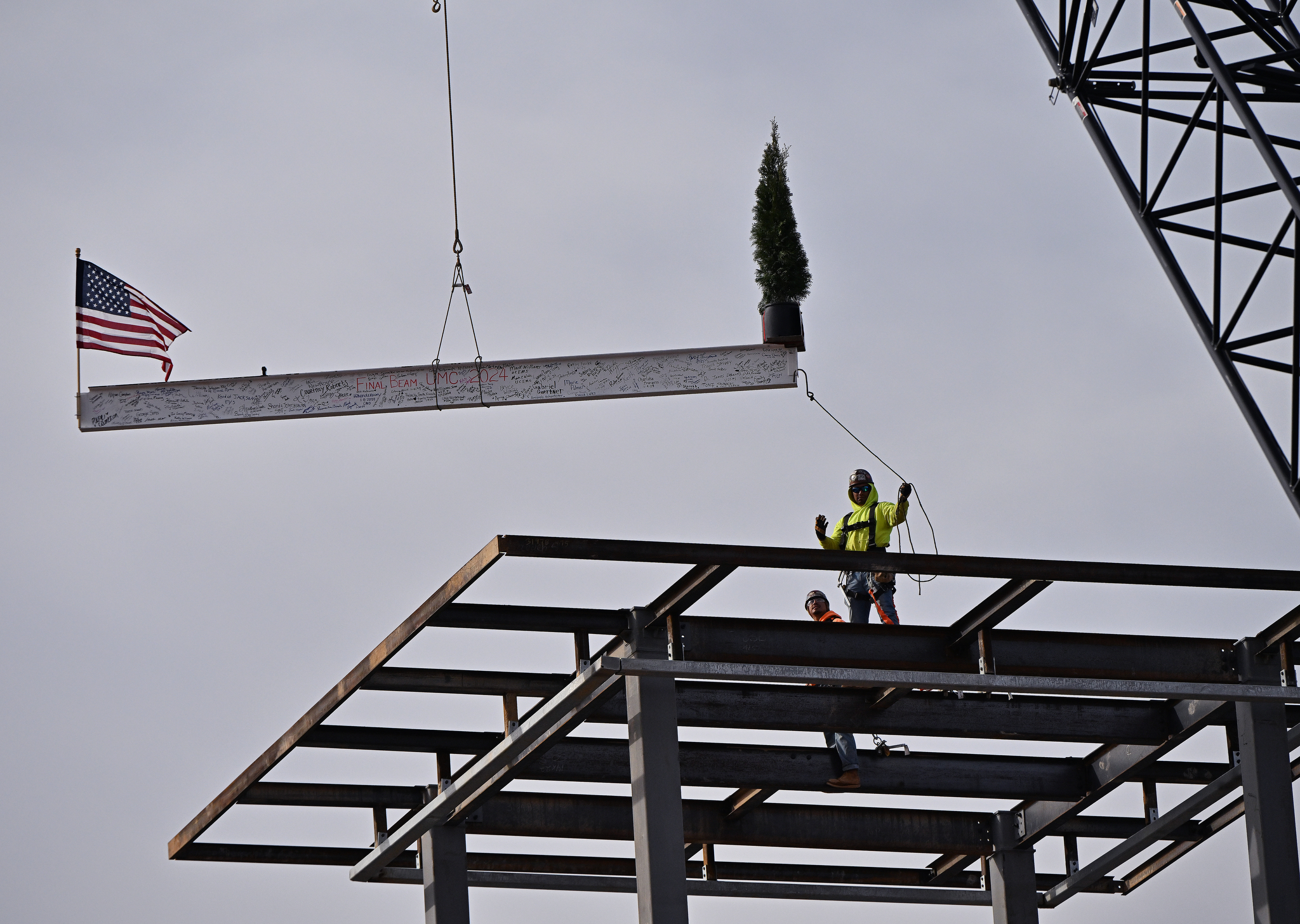 SRHS_Union Medical Center-ToppingOut 26.JPG