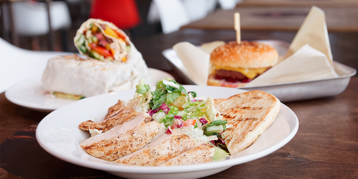 Fast food restaurant dishes