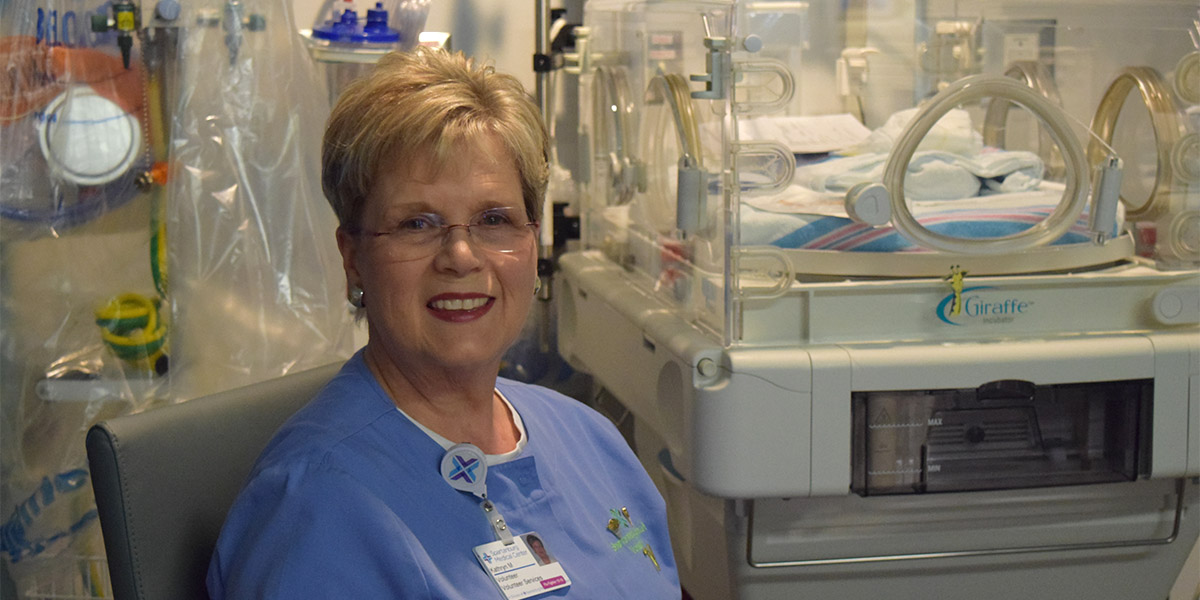 nicu-volunteers_1200x600.jpg