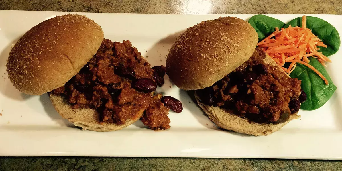 Beef and bean sloppy joe